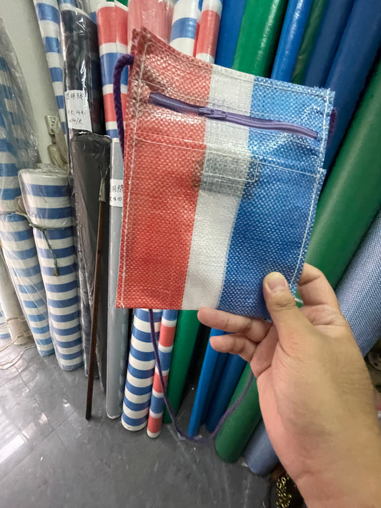 香港製造！華藝帆布出品：紅白藍斜孭袋仔 （「紅白藍袋之父」後人出品）